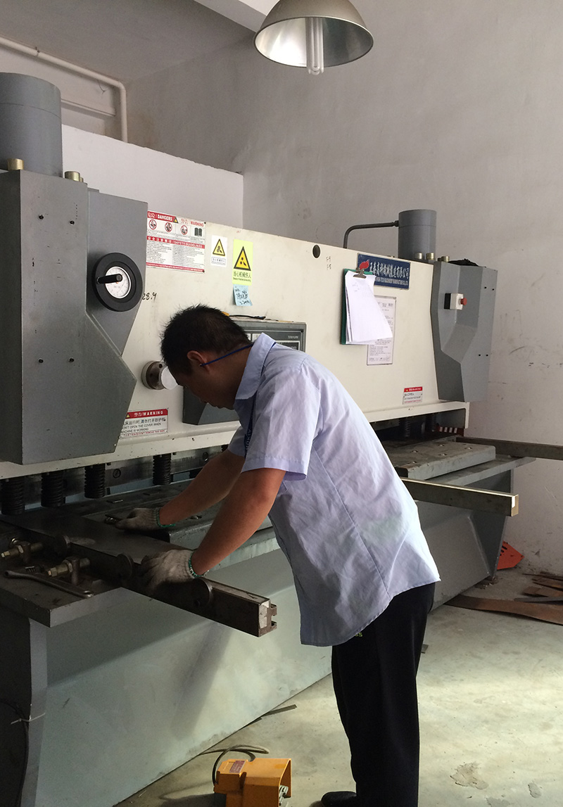 深圳鈑金加工 深圳鈑金加工