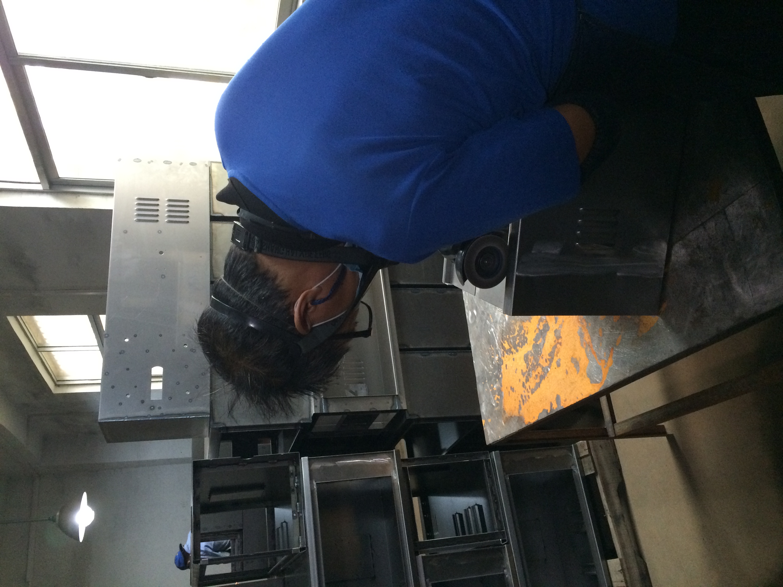 鈑金加工 設(shè)備機箱 鈑金加工 設(shè)備機箱