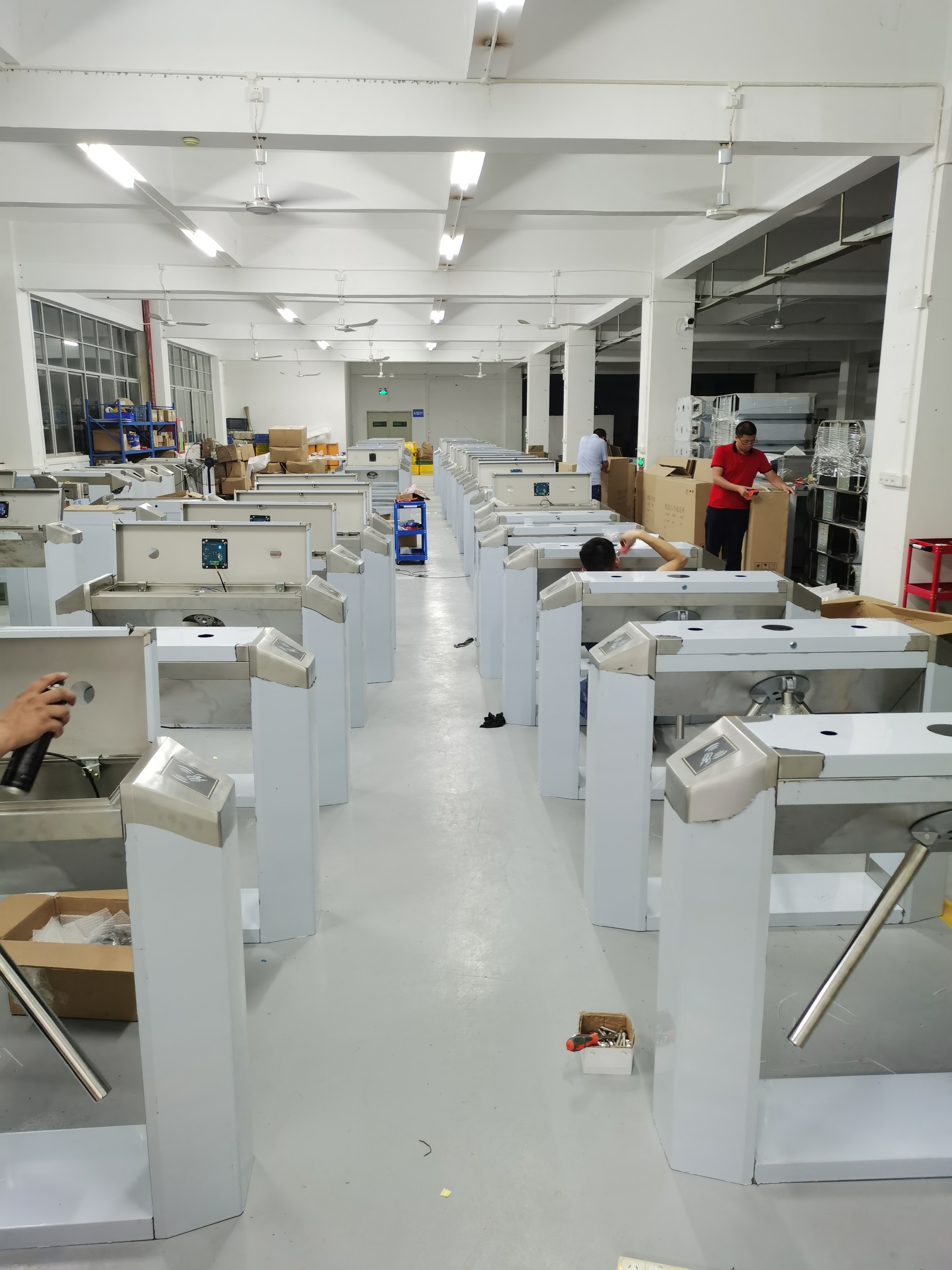 成品組裝區(qū)