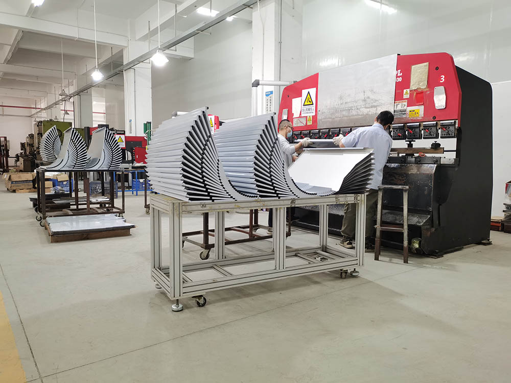 先進(jìn)折彎設(shè)備 先進(jìn)折彎設(shè)備