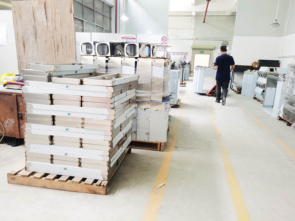 焊接打磨區(qū) 焊接打磨區(qū)